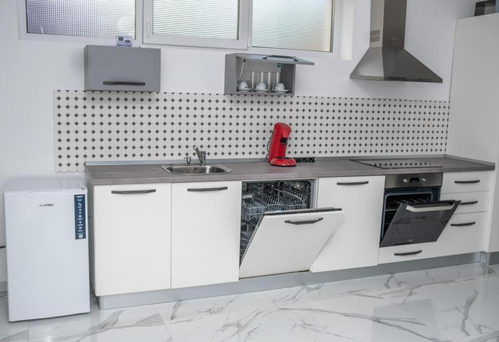 Bb Residence Arad Luaran gambar