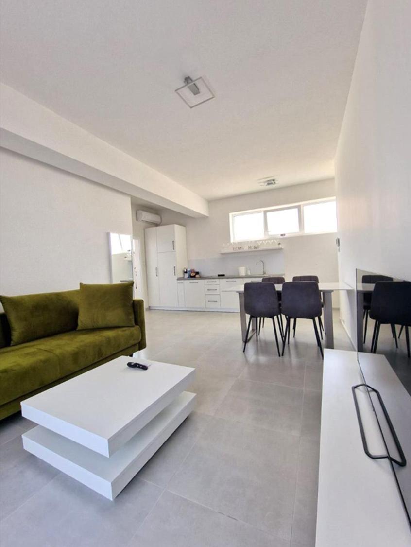 Bb Residence Arad Luaran gambar