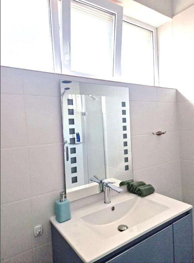 Bb Residence Arad Luaran gambar