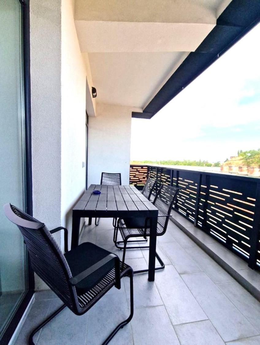Bb Residence Arad Luaran gambar